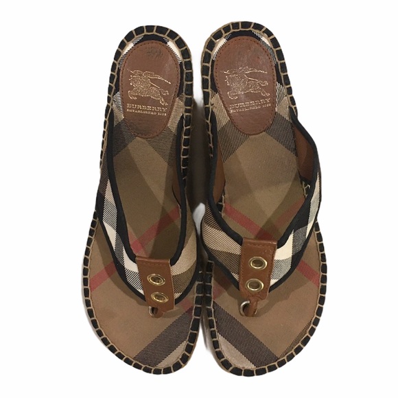 Burberry Womans Nova Check Wedges - Picture 1 of 7